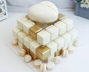 Свадебный торт в виде кубиков