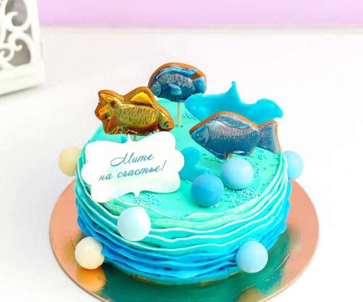 Голубой торт рыбки