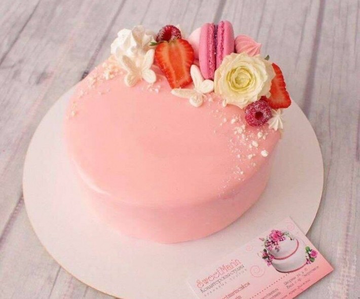Торт "Розовый в глазури"