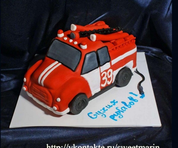 Торт "Пожарная машина"