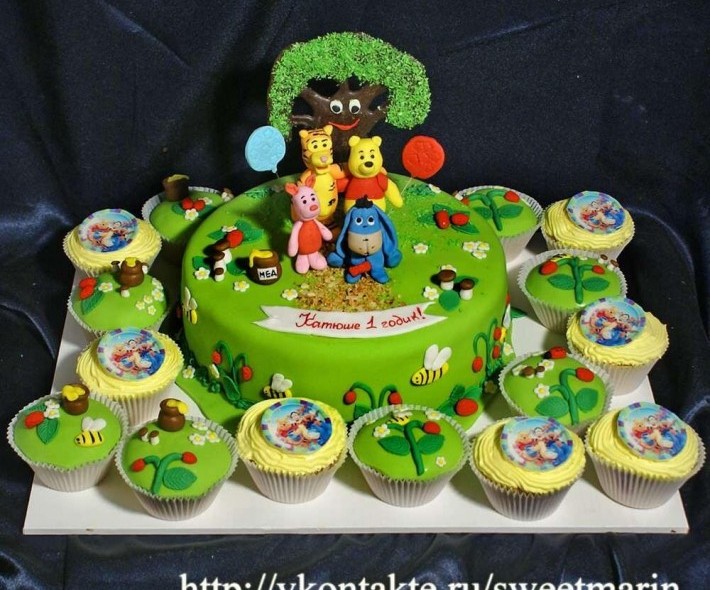 Торт с капкейками "Винни-Пух и друзья"