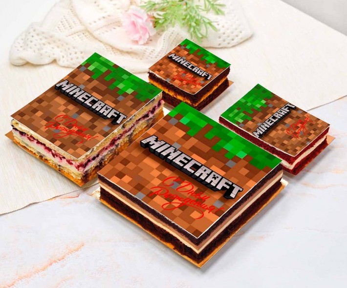 Торт-открытка "Minecraft"